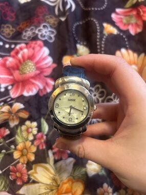 Suisse Quartz Japan movt Ladies Watch Cuff in Blue and Silver